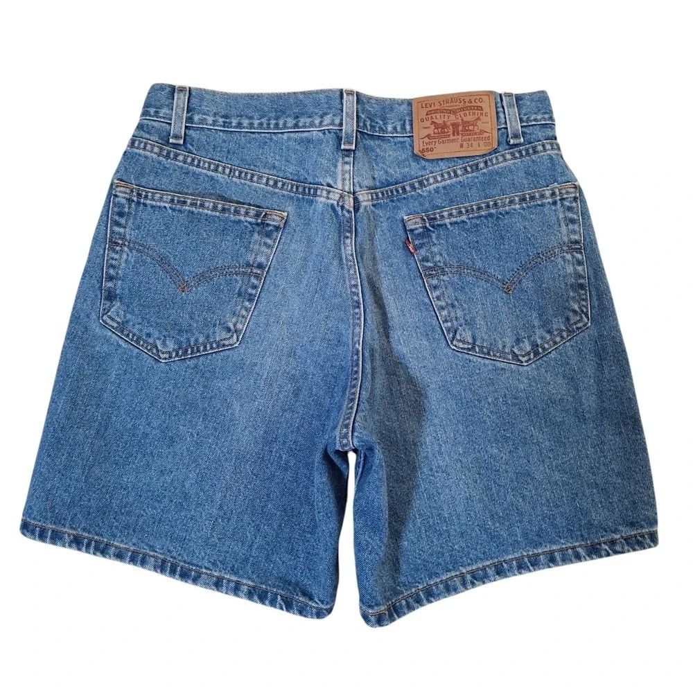 Vintage Levi's 550 Relaxed Fit Shorts Men's 34* Blue Denim Medium Wash 6.5